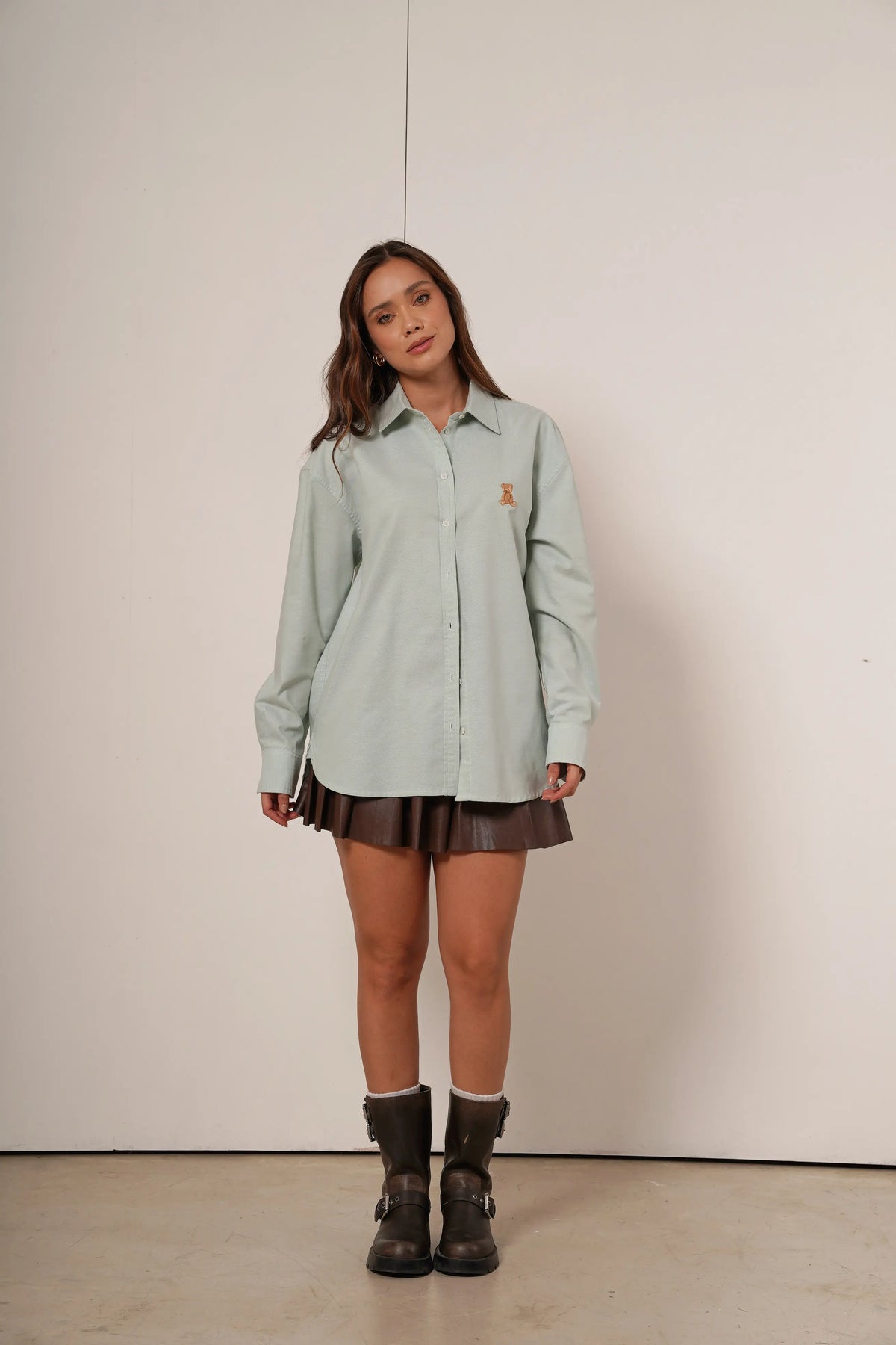 Teddy – camisa de Botones Oversize Verde Menta Imagen principal del producto