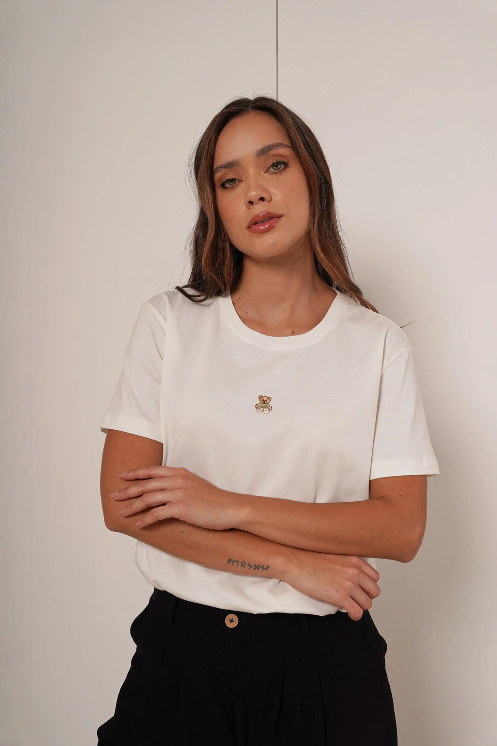 CAMISETA CLÁSICA TED MARFIL